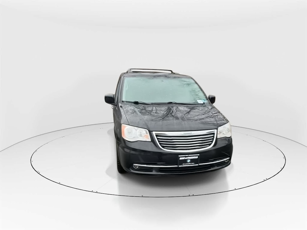 Used 2016 Chrysler Town & Country Touring Van LWB Passenger Van