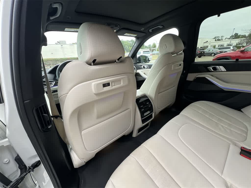 Thumbnail: 2020 BMW X5 - 20