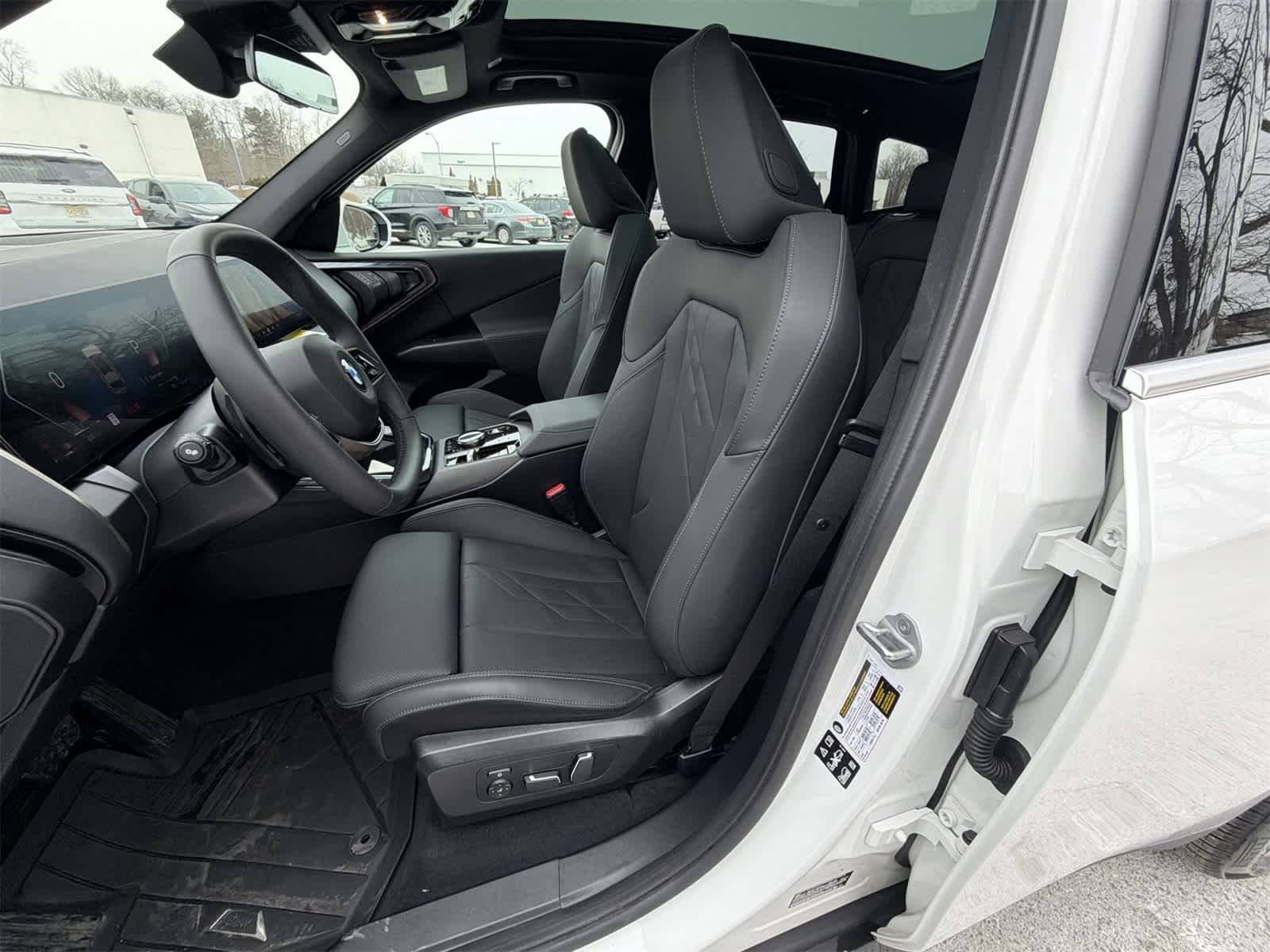 Thumbnail: 2025 BMW X3 - 19