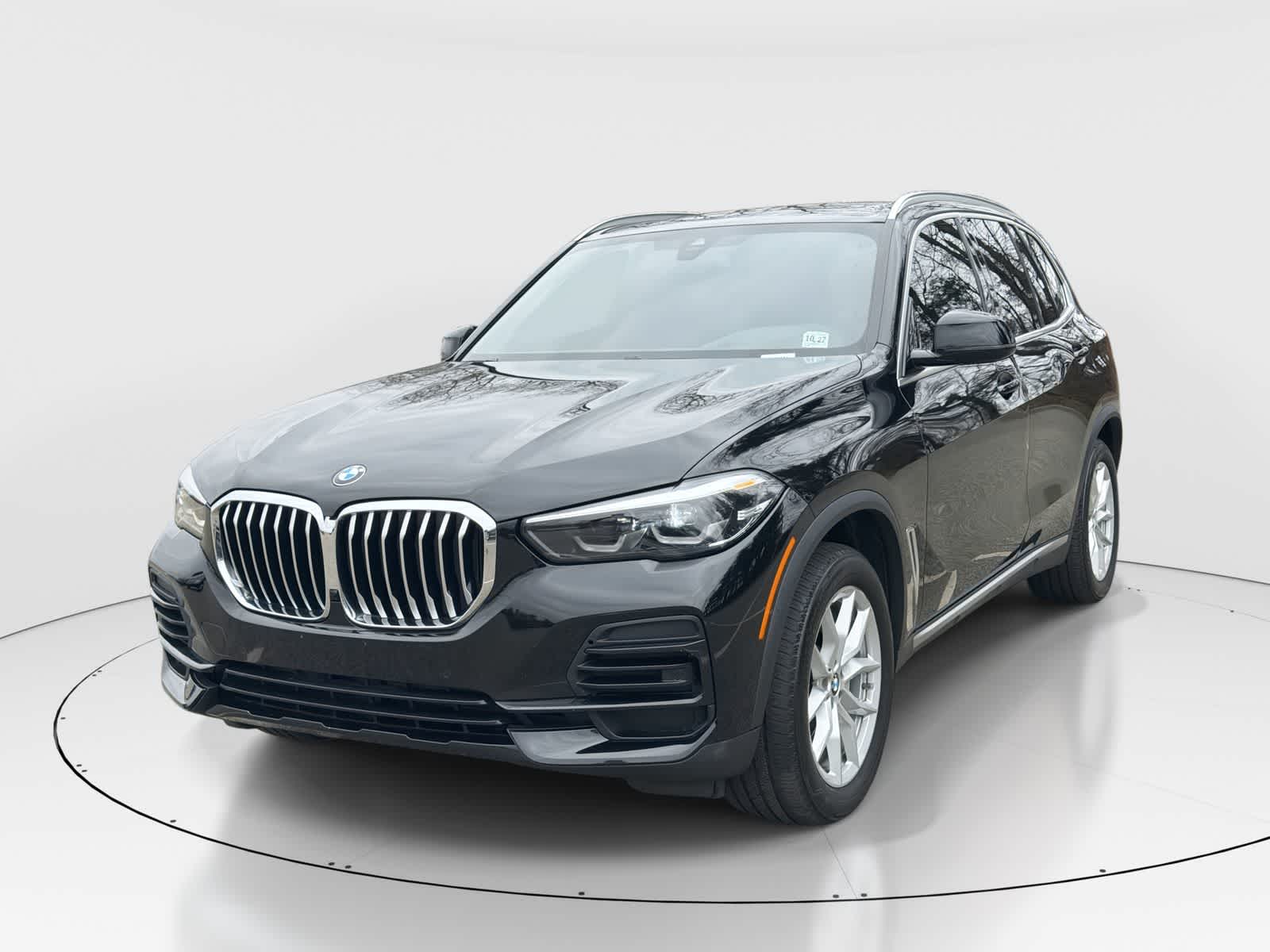 Thumbnail: 2023 BMW X5 - 1