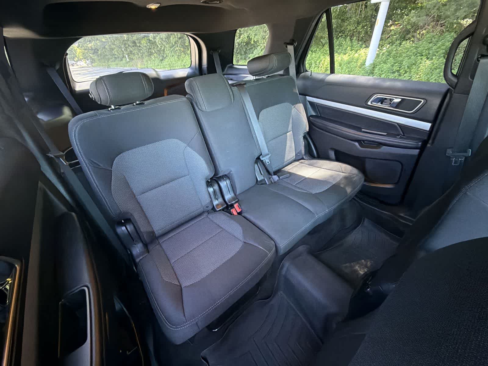 Thumbnail: 2017 Ford Explorer - 21