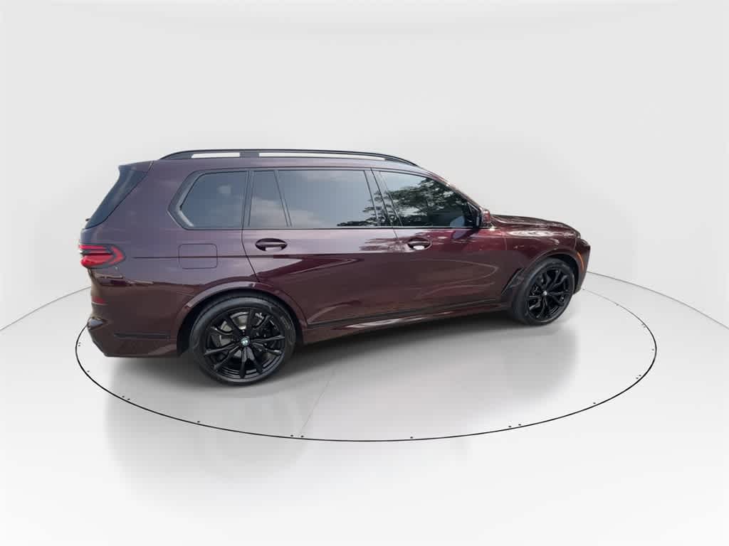 Thumbnail: 2023 BMW X7 - 9
