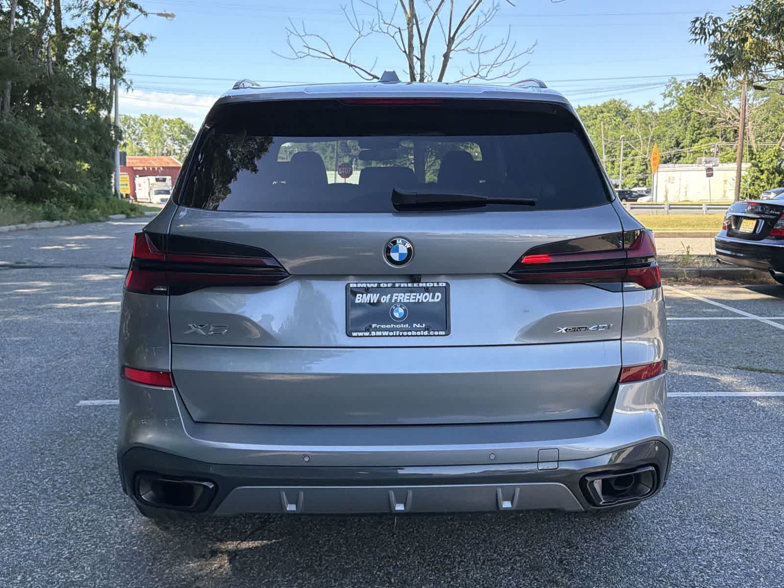 Thumbnail: 2024 BMW X5 - 12