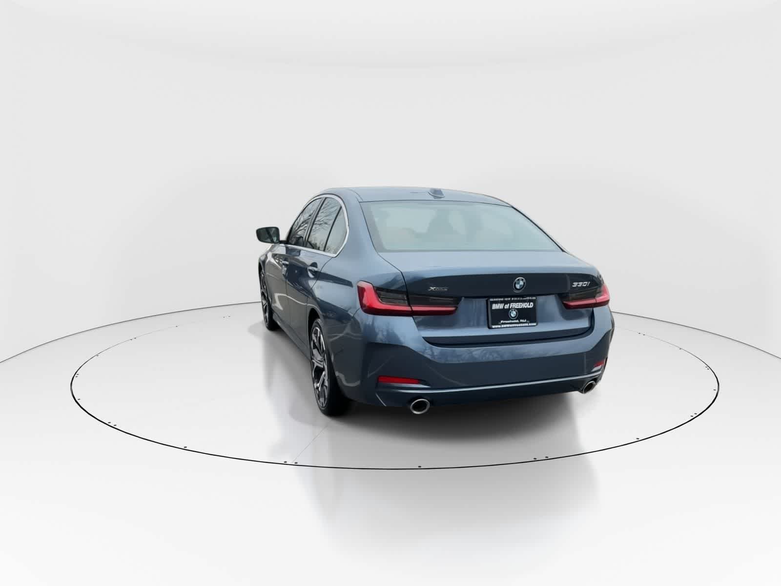 Thumbnail: 2025 BMW 3 Series - 6