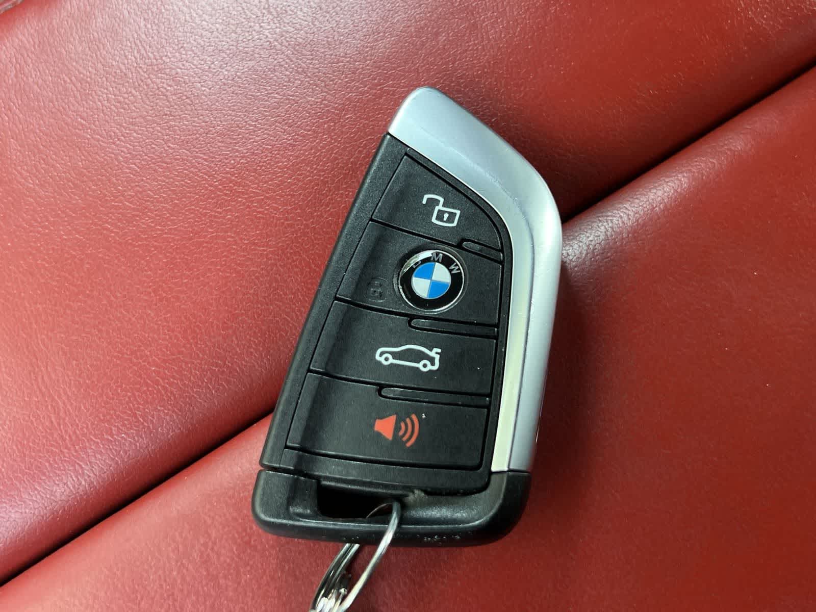 Thumbnail: 2022 BMW 8 Series - 28