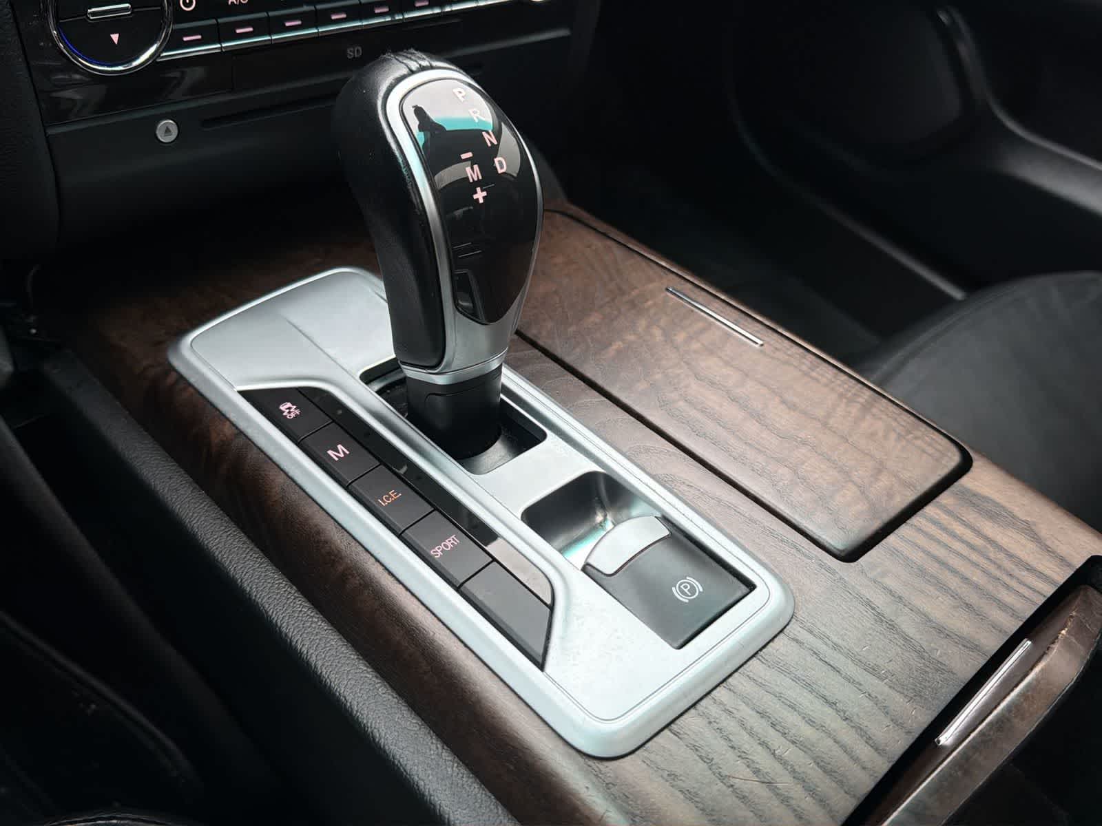 Thumbnail: 2015 Maserati Ghibli - 25