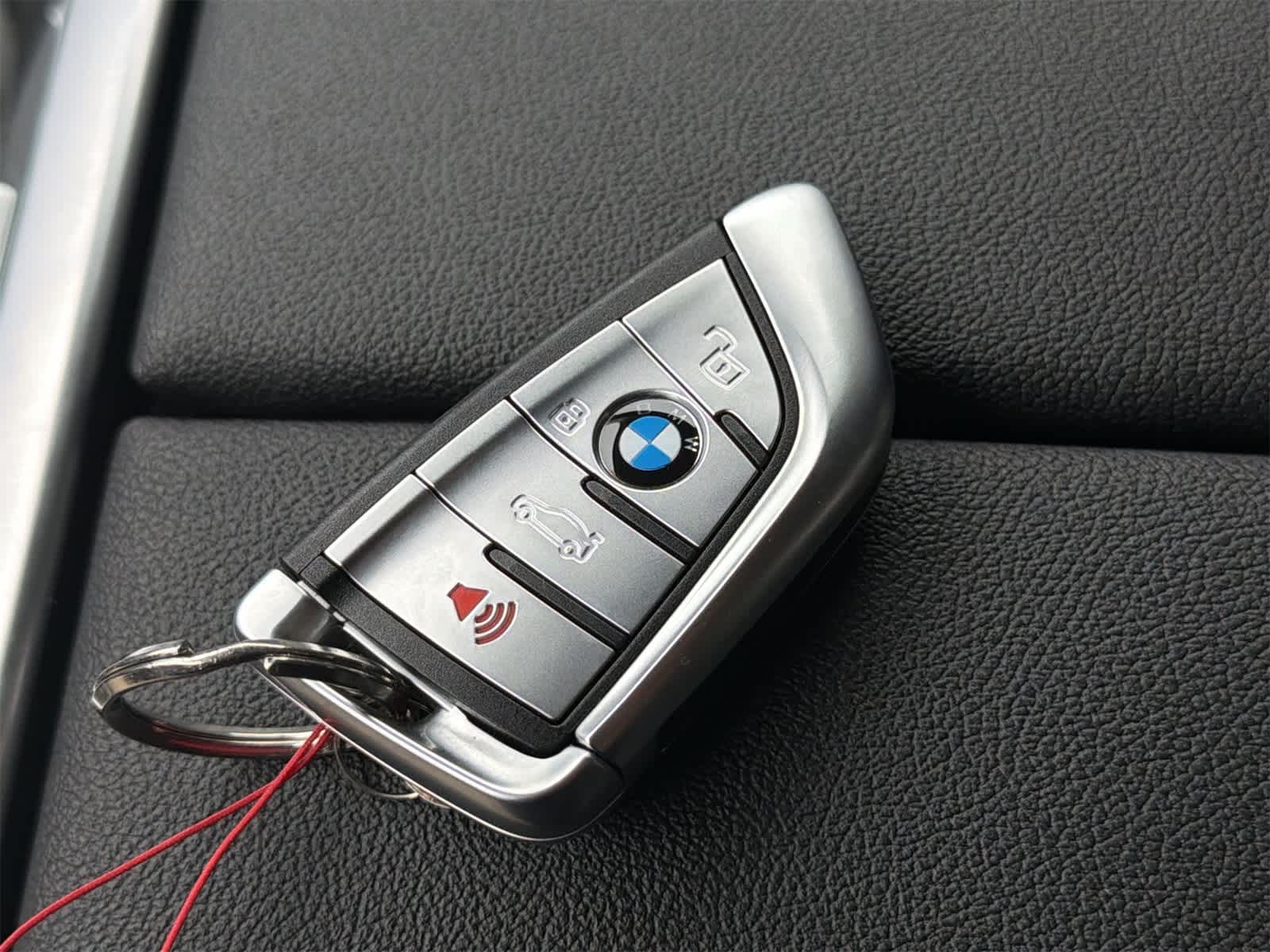 Thumbnail: 2021 BMW X7 - 28