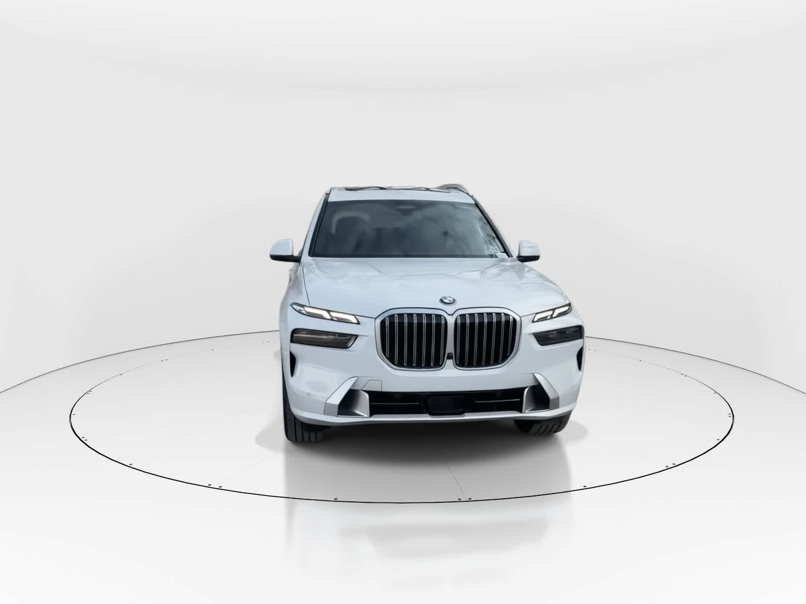 Thumbnail: 2024 BMW X7 - 4