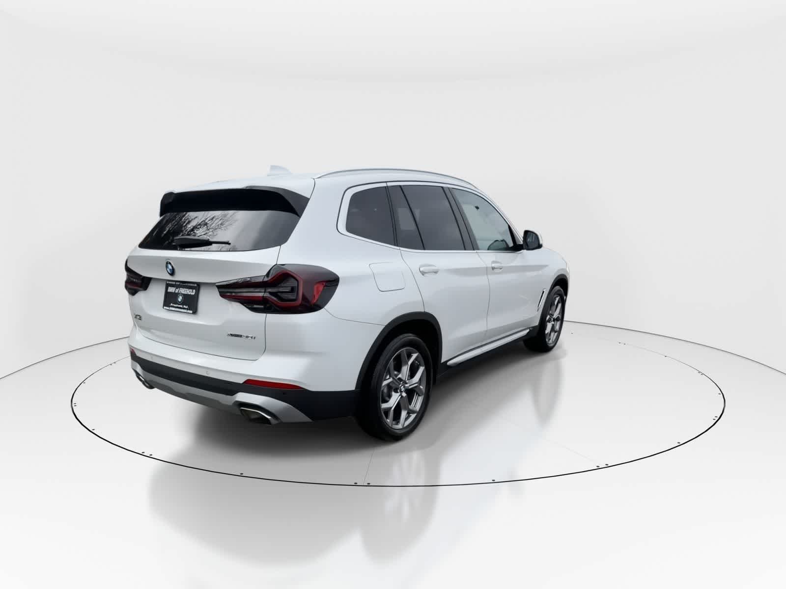 Thumbnail: 2023 BMW X3 - 8