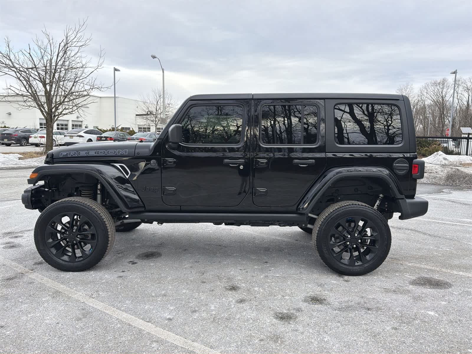 Thumbnail: 2023 Jeep Wrangler - 11