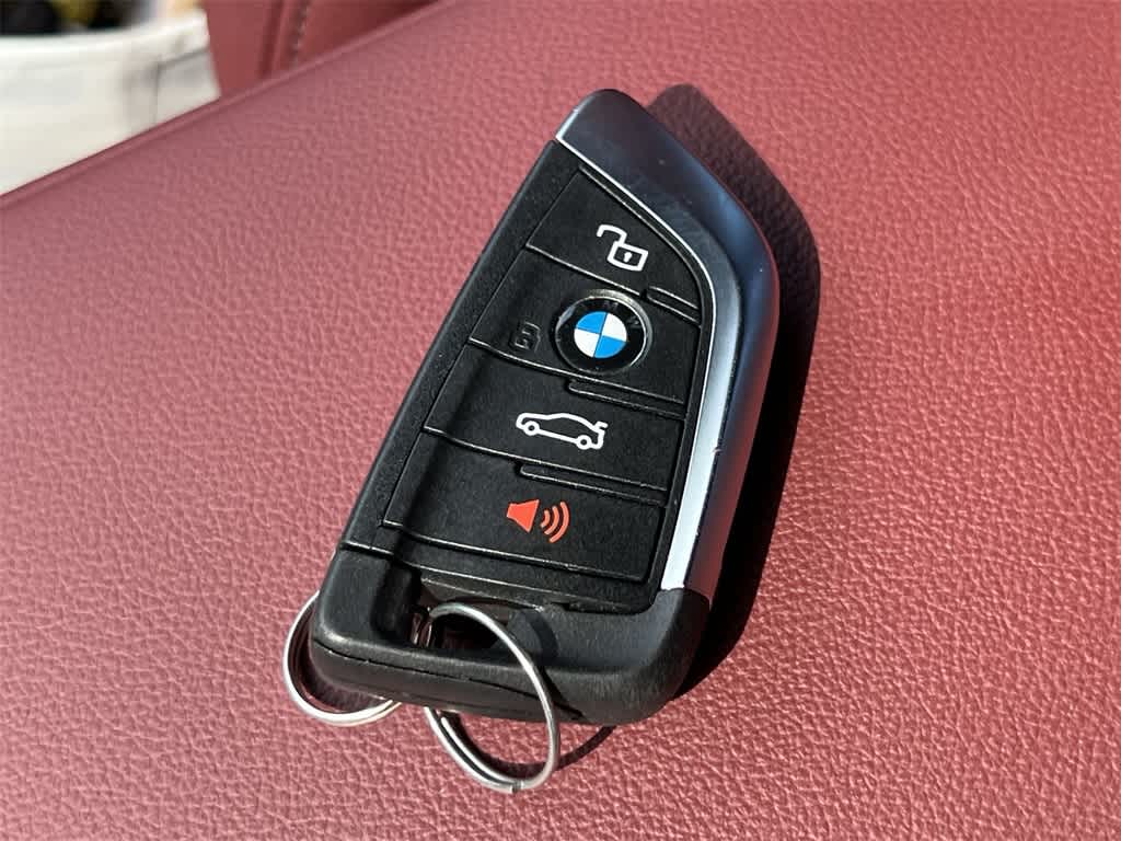 Thumbnail: 2025 BMW i4 - 28