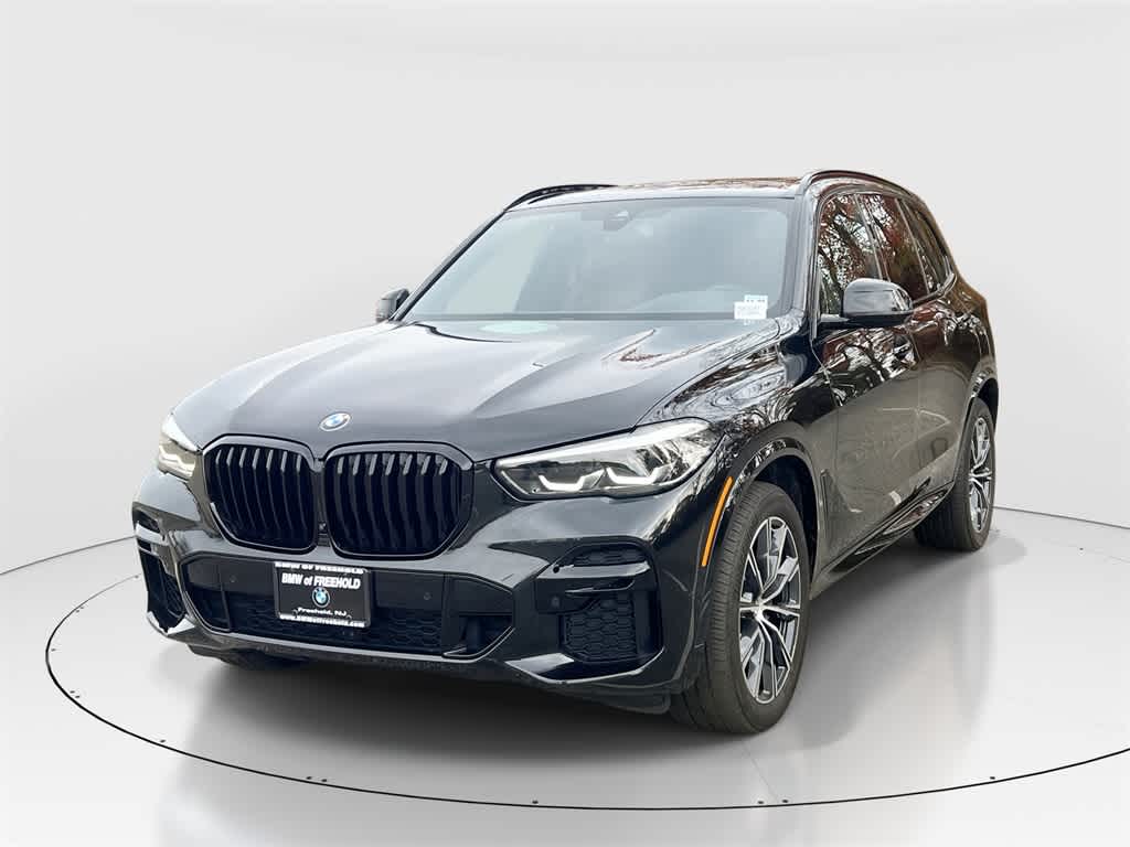 Thumbnail: 2023 BMW X5 - 1