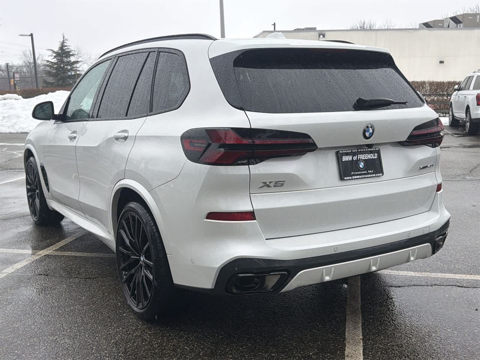 Thumbnail: 2025 BMW X5 - 12