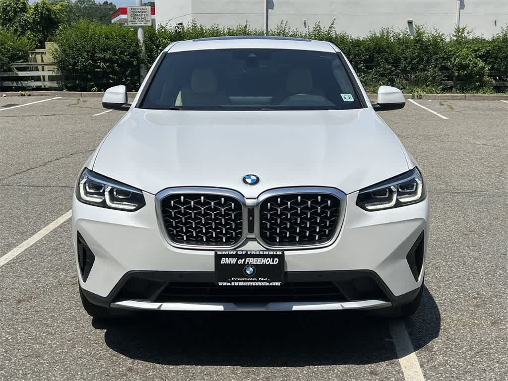 Thumbnail: 2022 BMW X4 - 14