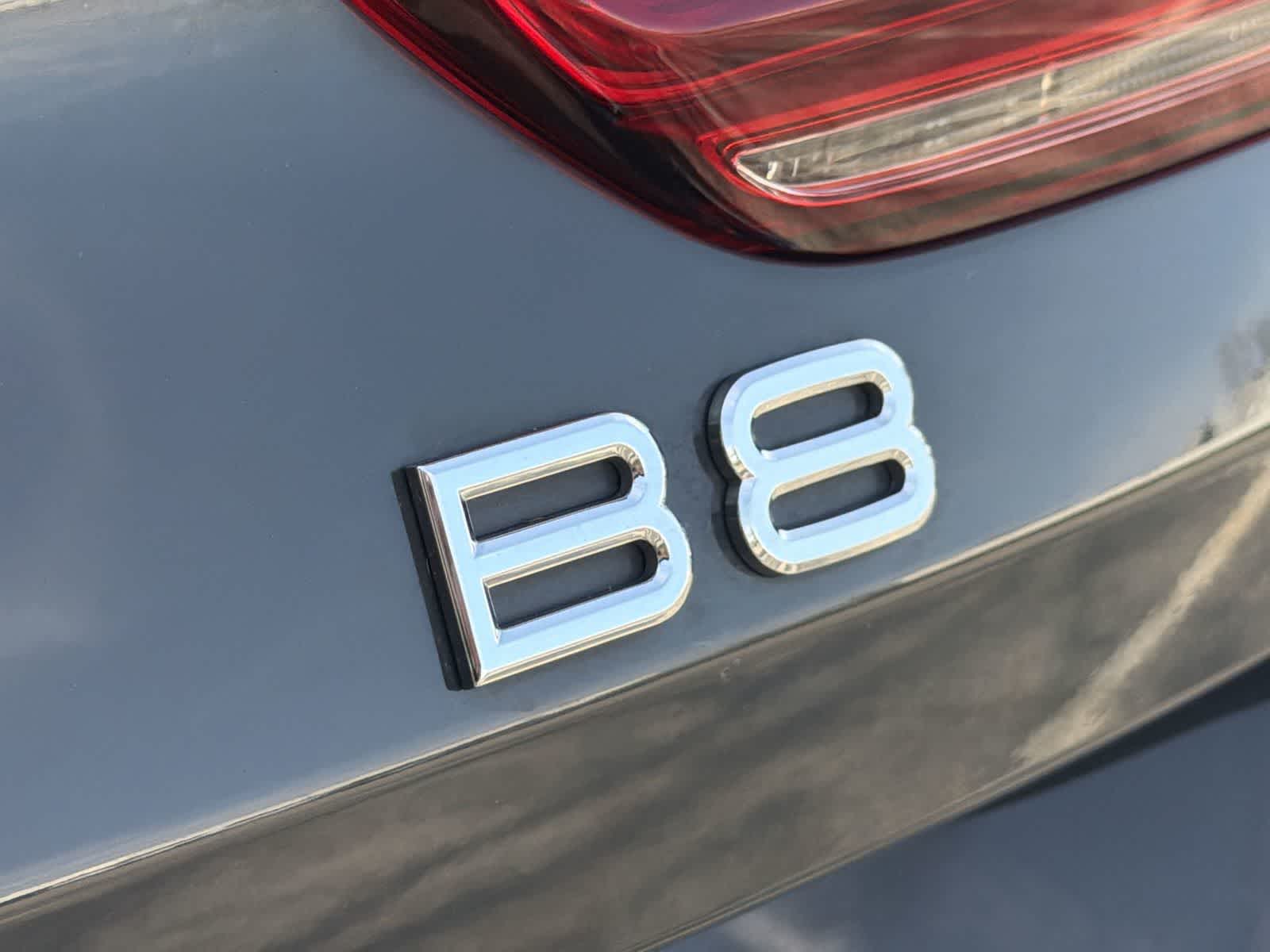 Thumbnail: 2024 BMW 8 Series - 15