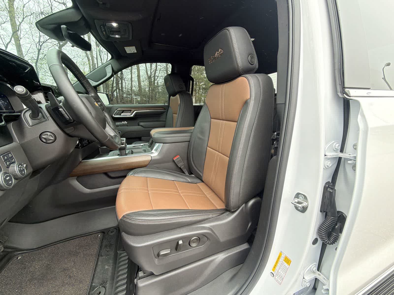 Thumbnail: 2024 Chevrolet Silverado 1500 - 19