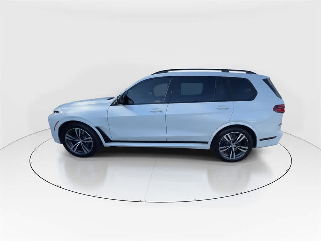 Thumbnail: 2024 BMW X7 - 5
