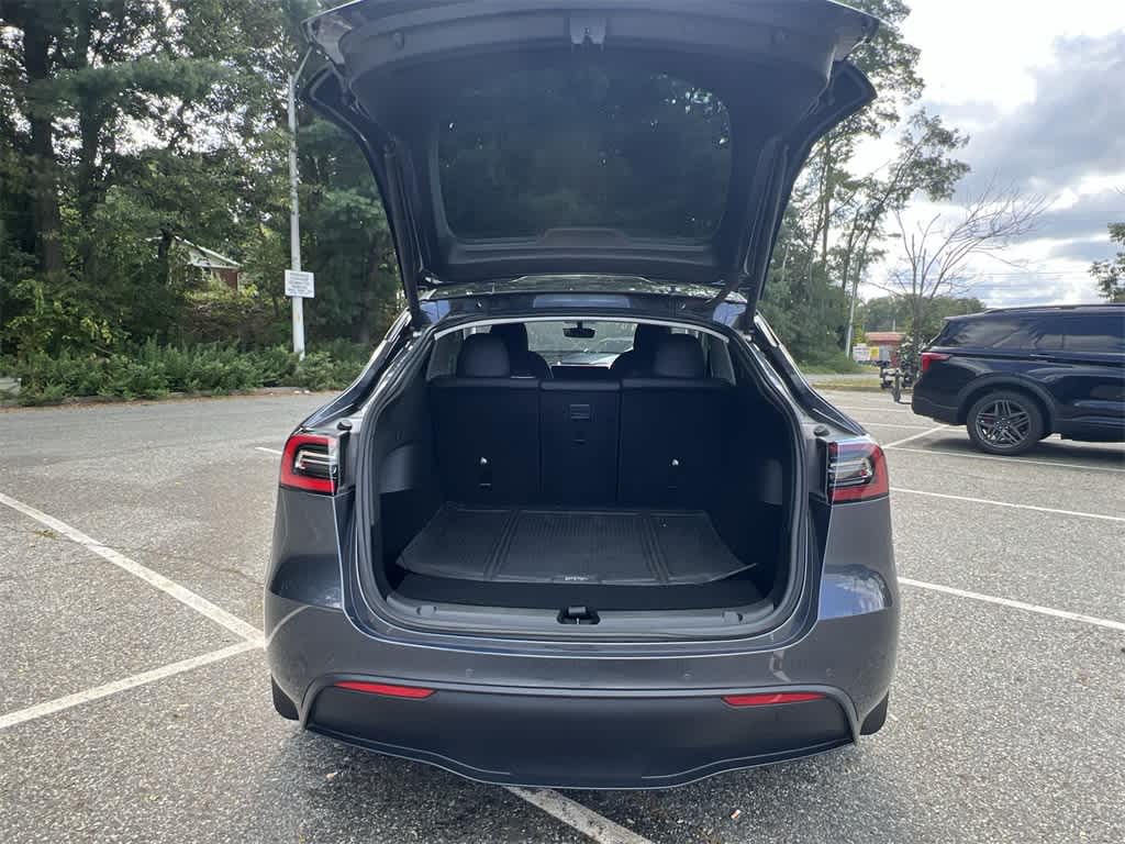 Thumbnail: 2021 Tesla Model Y - 26