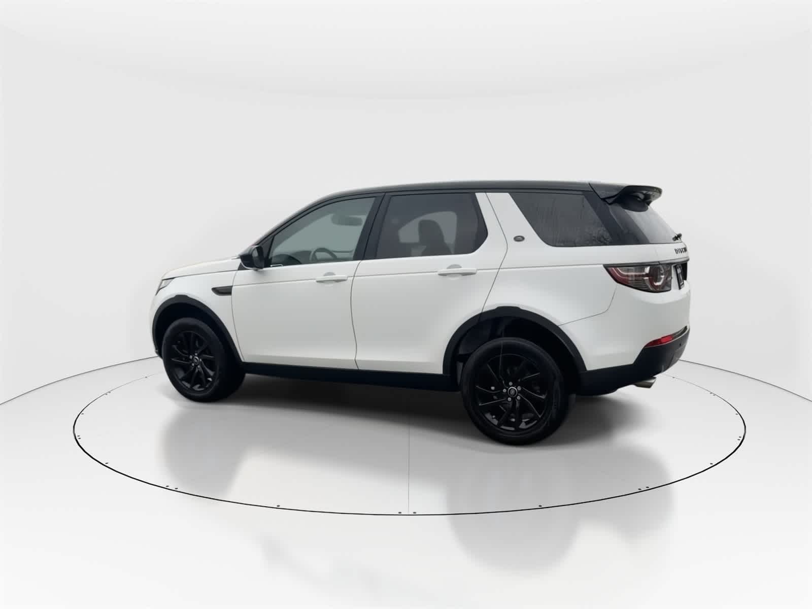 Thumbnail: 2018 Land Rover Discovery Sport - 7