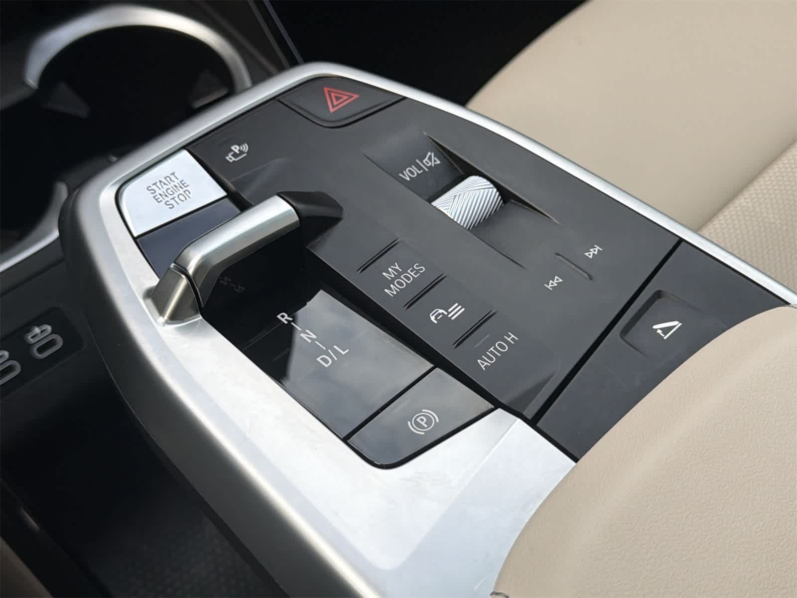 Thumbnail: 2025 BMW X1 - 25