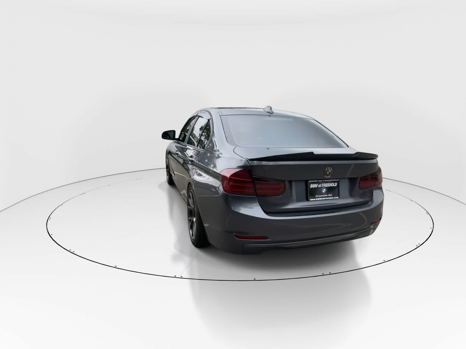 Thumbnail: 2013 BMW 3 Series - 6