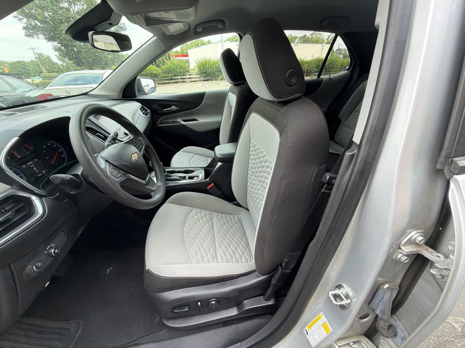 Thumbnail: 2020 Chevrolet Equinox - 19