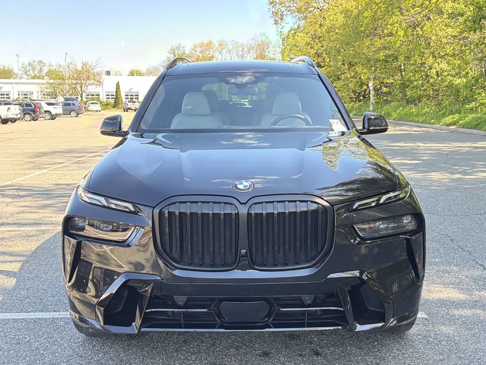 Thumbnail: 2023 BMW X7 - 14