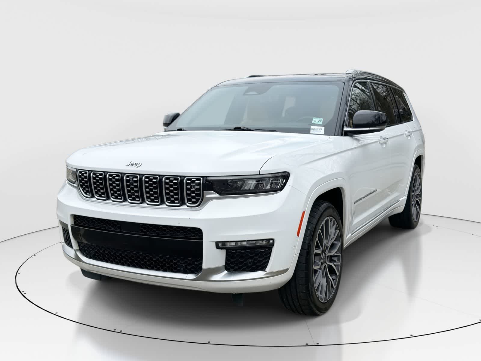 Thumbnail: 2022 Jeep Grand Cherokee - 1