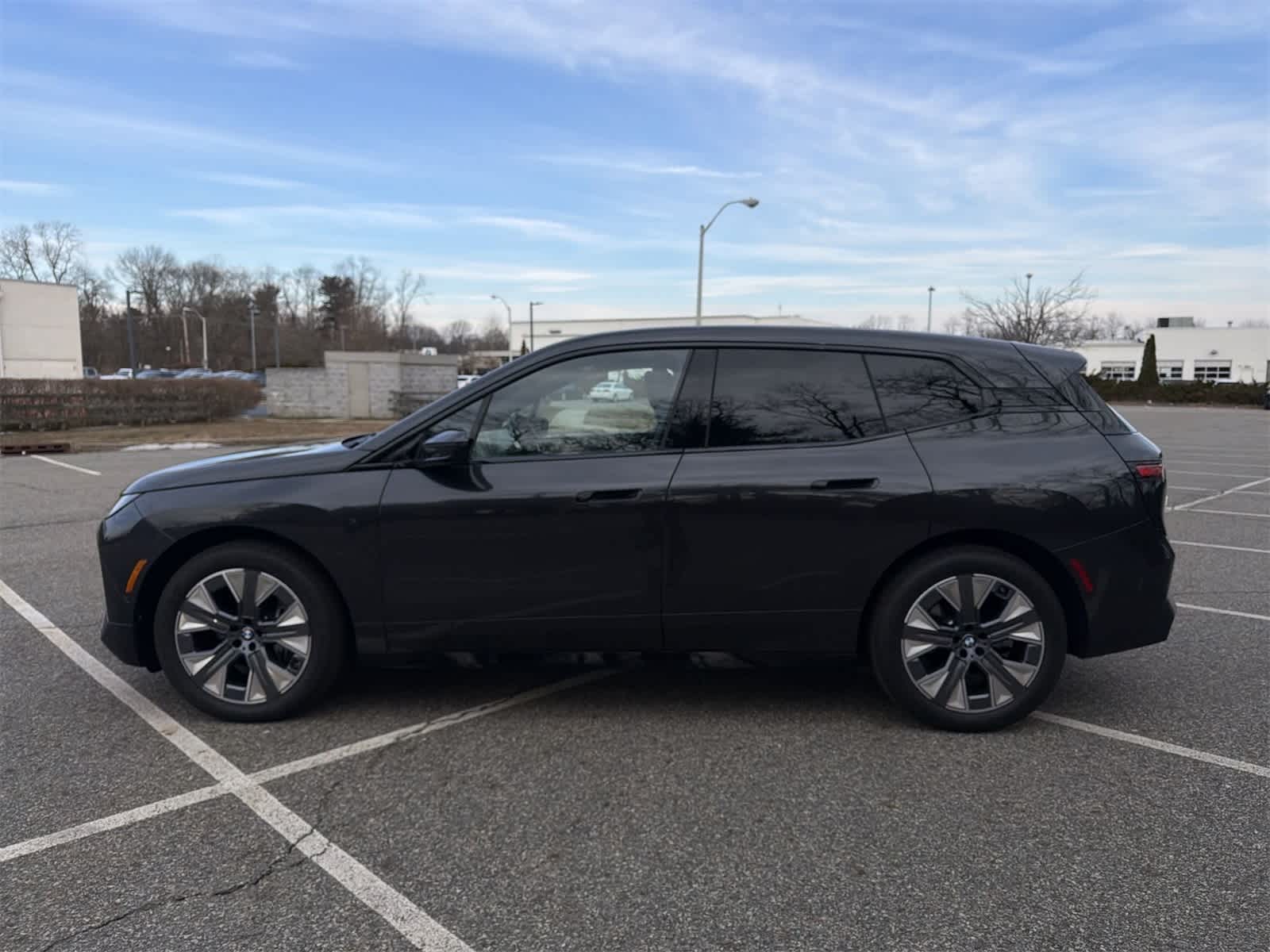 Thumbnail: 2026 BMW iX - 11