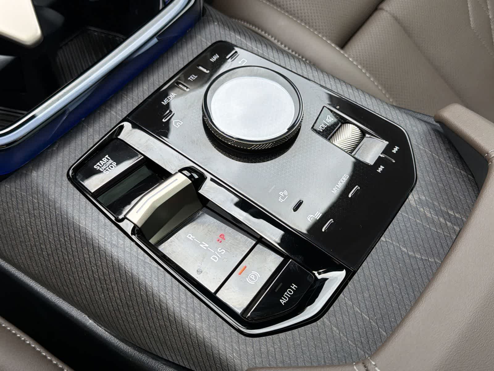 Thumbnail: 2025 BMW X3 - 25