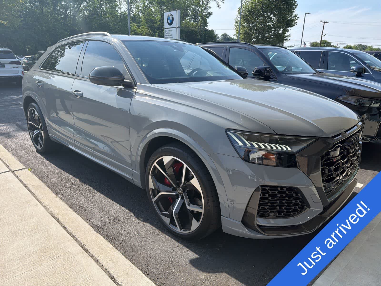 2024 Audi RS Q8 -'s photo