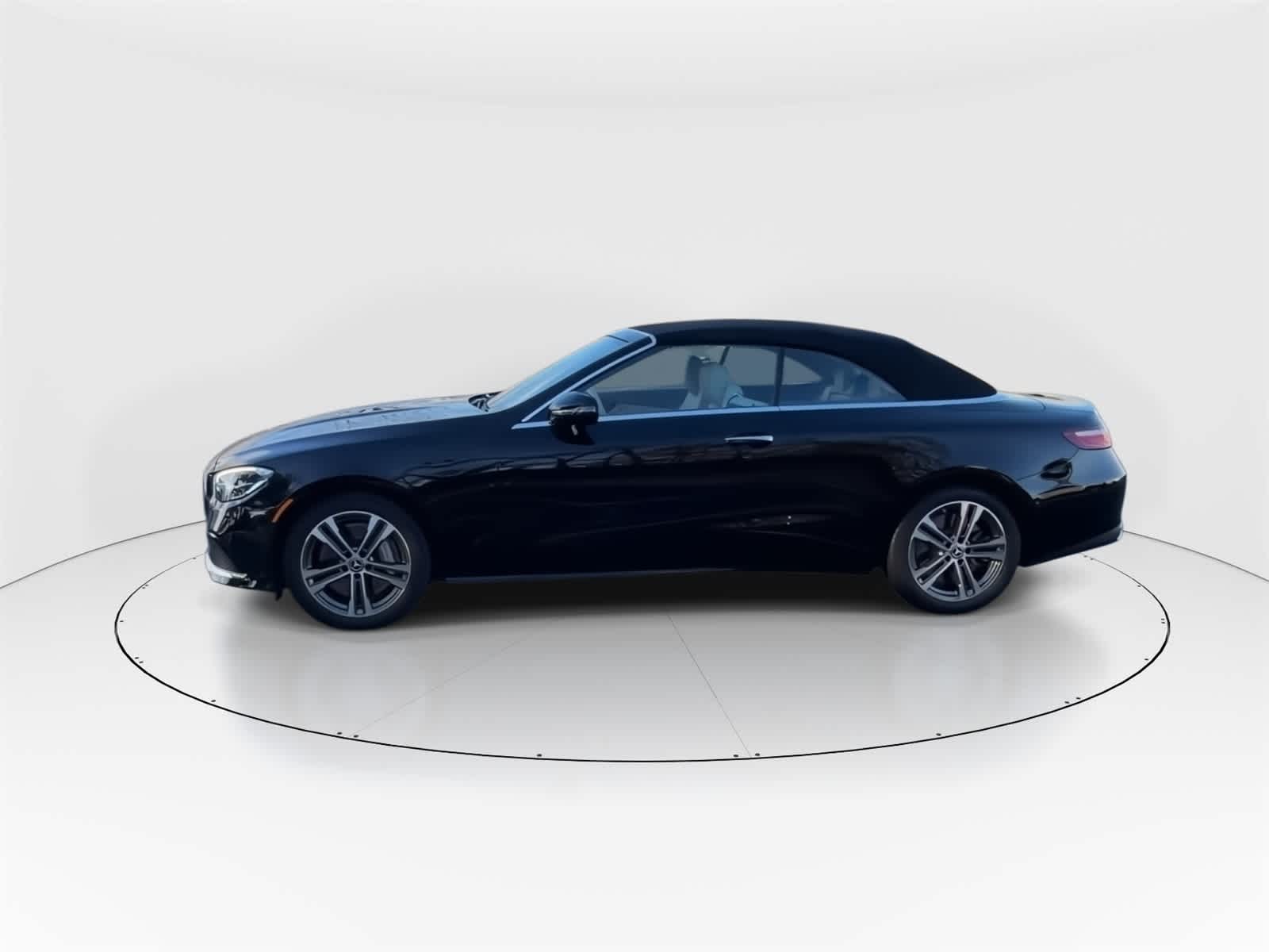 Thumbnail: 2023 Mercedes-Benz E-Class - 6