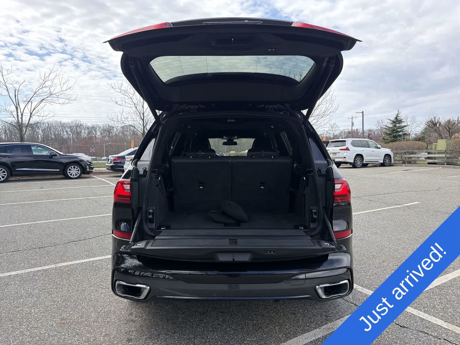 Thumbnail: 2020 BMW X7 - 27