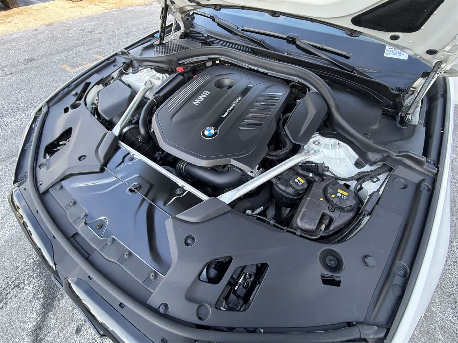 Thumbnail: 2018 BMW 5 Series - 17