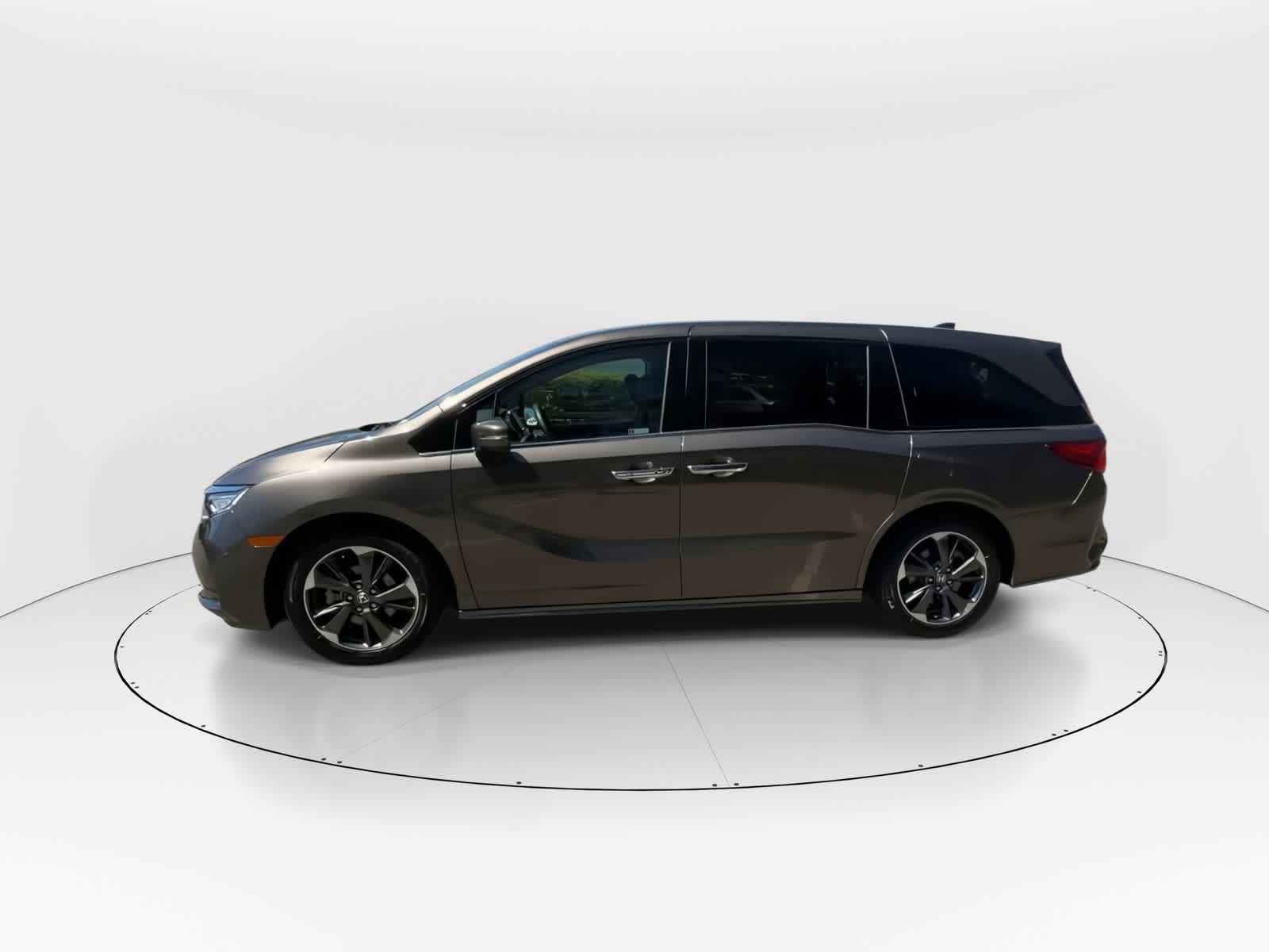 Thumbnail: 2023 Honda Odyssey - 5