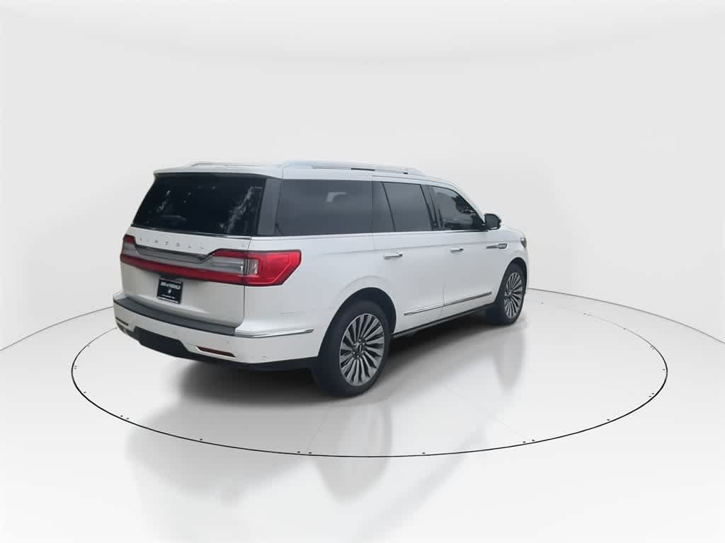 Thumbnail: 2019 Lincoln Navigator - 9