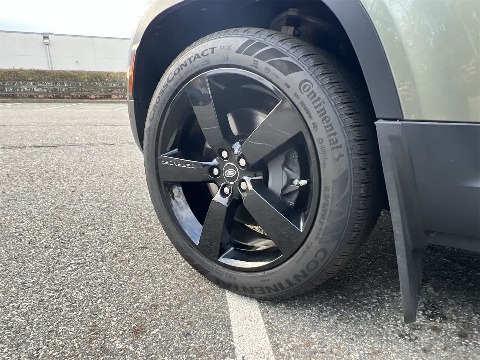 Thumbnail: 2024 Land Rover Defender - 16