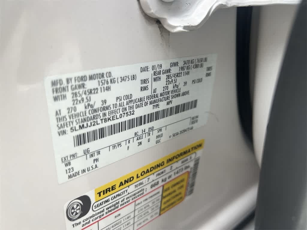 Thumbnail: 2019 Lincoln Navigator - 29