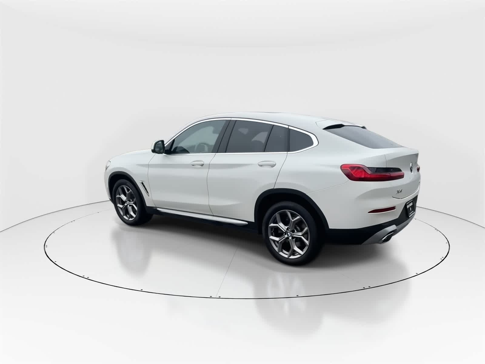 Thumbnail: 2023 BMW X4 - 7