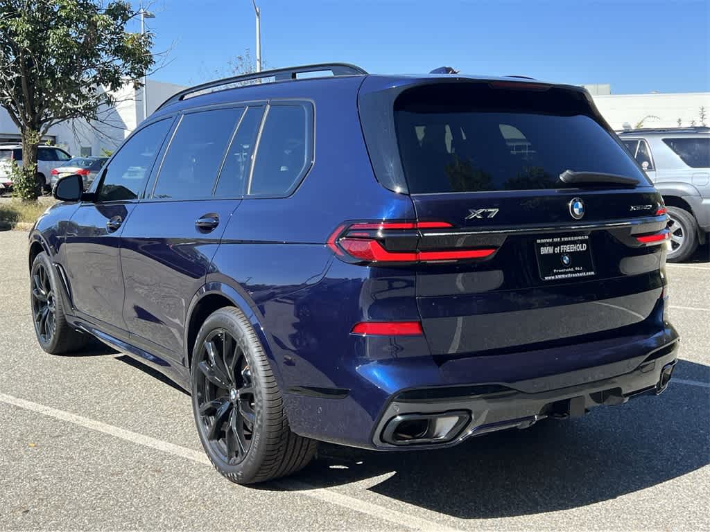 Thumbnail: 2024 BMW X7 - 12