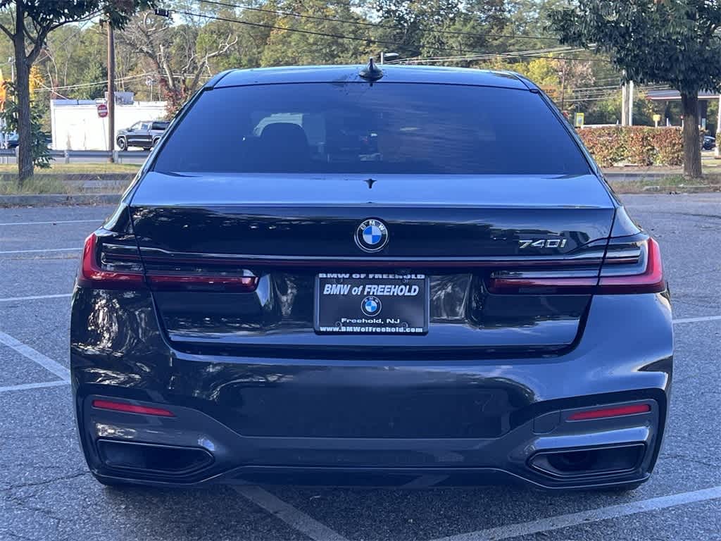 Thumbnail: 2022 BMW 7 Series - 13