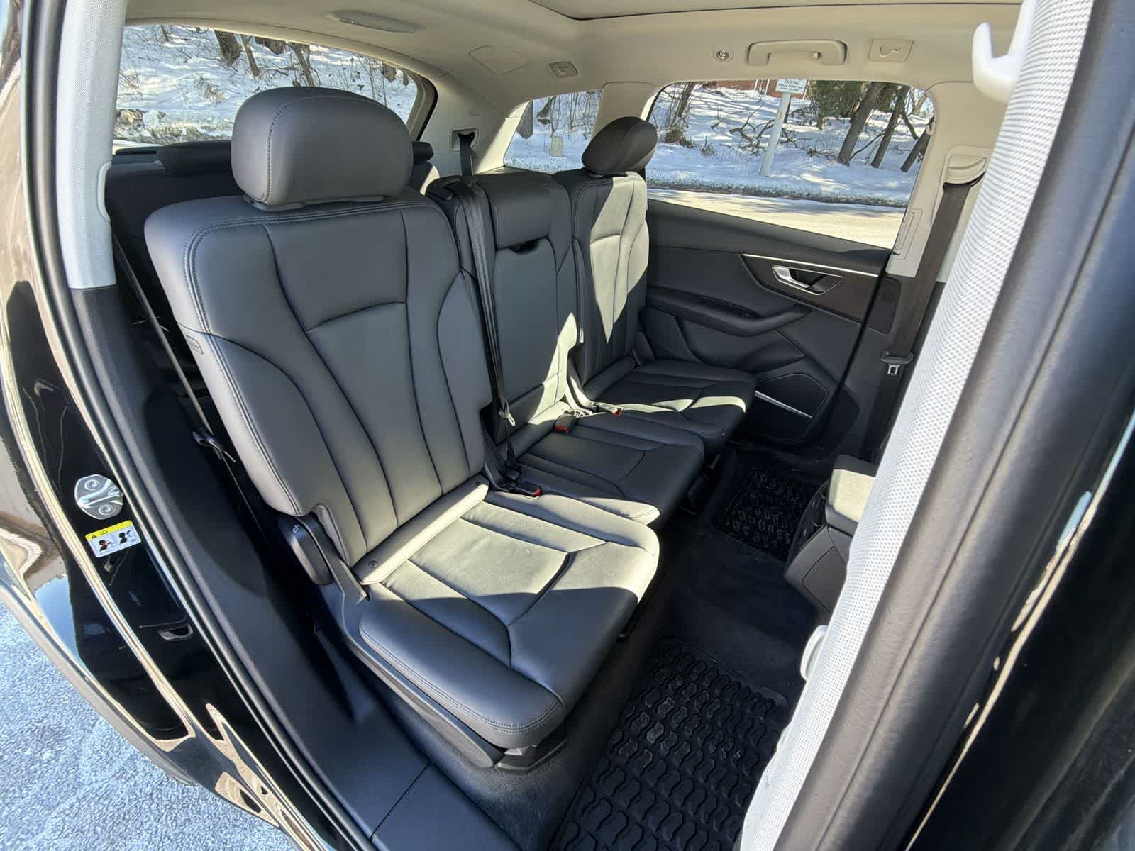 Thumbnail: 2022 Audi Q7 - 21