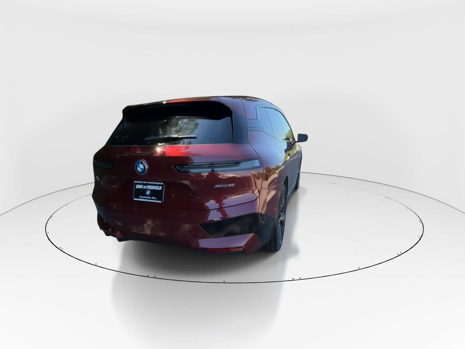 Thumbnail: 2023 BMW iX - 7
