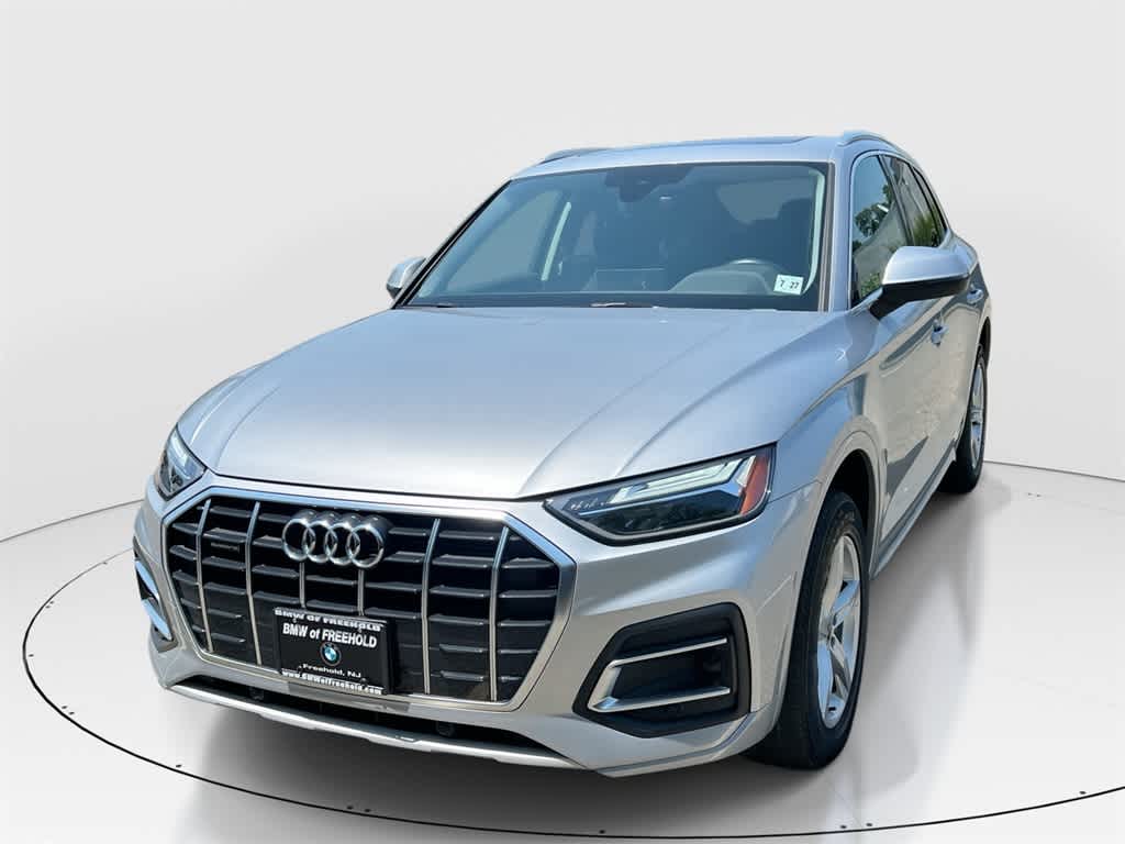 Thumbnail: 2022 Audi Q5 - 1