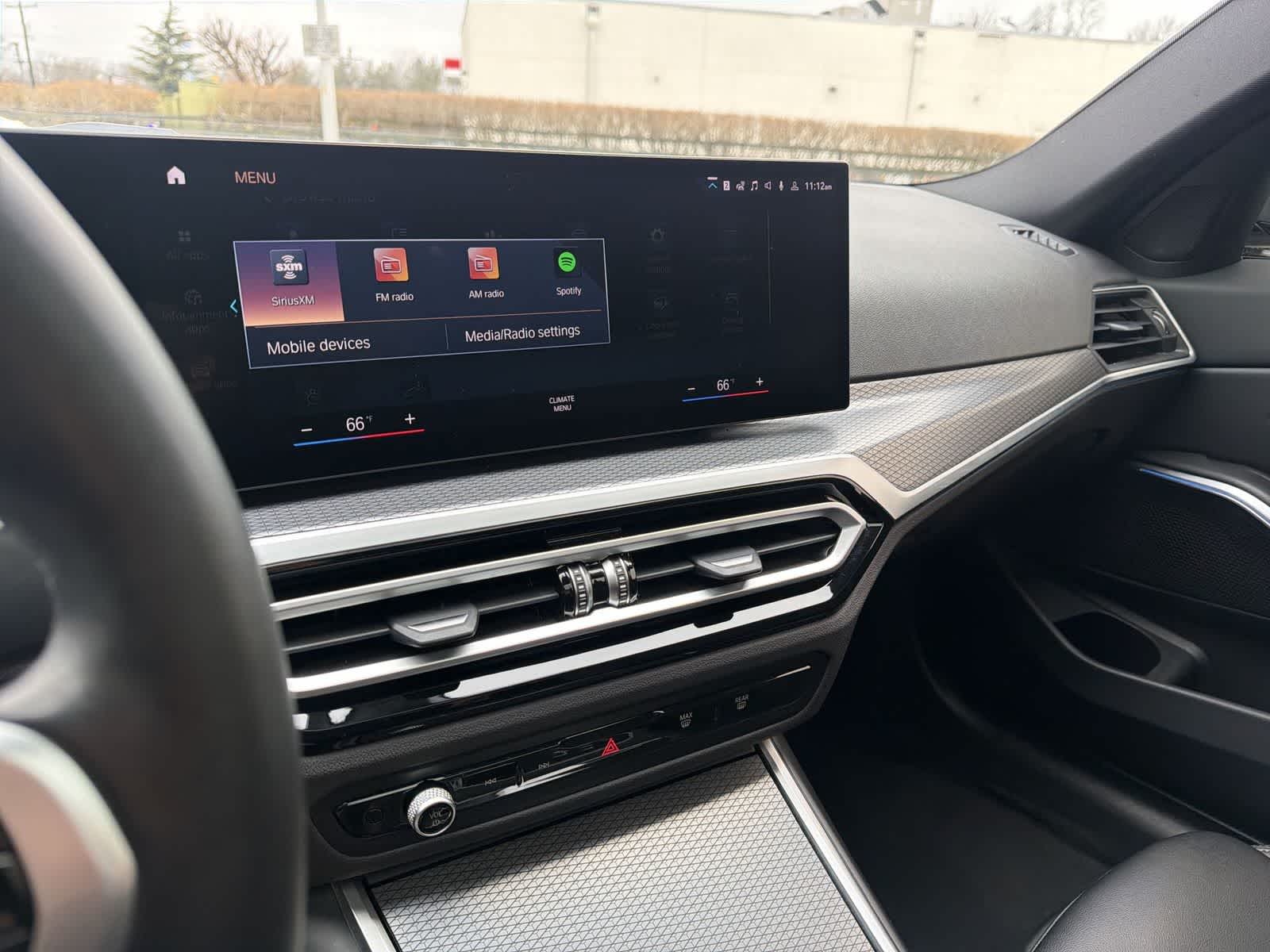 Thumbnail: 2023 BMW 3 Series - 24