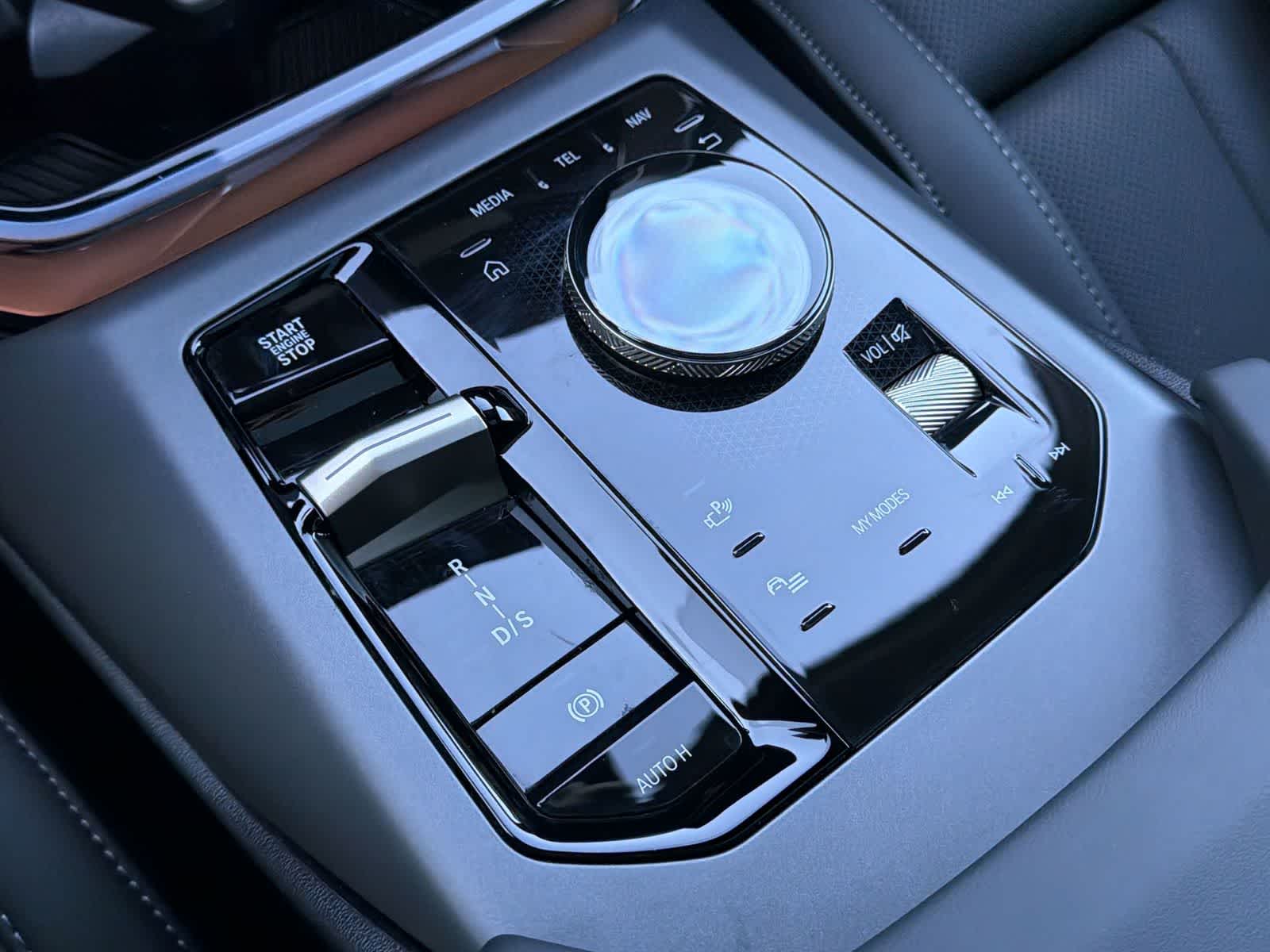 Thumbnail: 2025 BMW X3 - 25