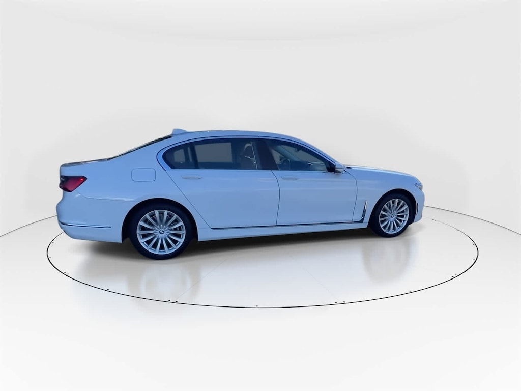 Used 2021 BMW 740i xDrive Sedan