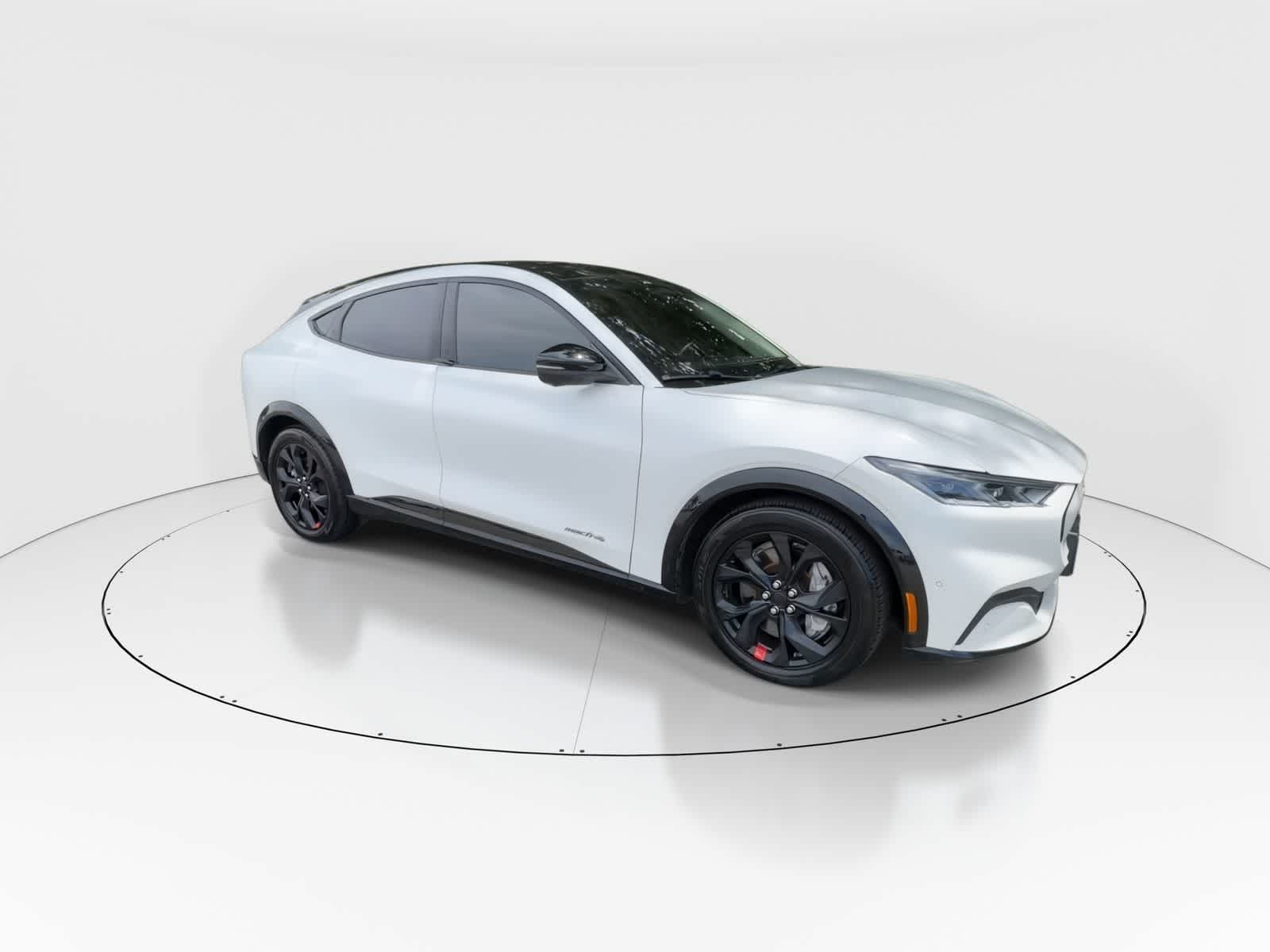 Thumbnail: 2021 Ford Mustang Mach-E - 9