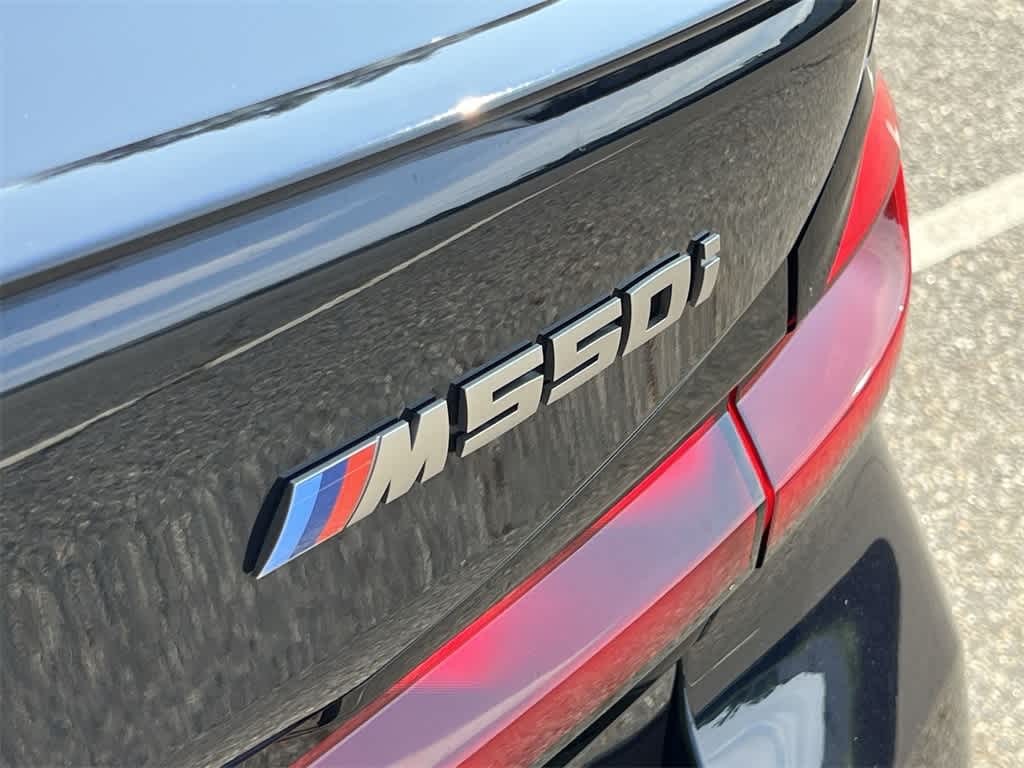 Thumbnail: 2022 BMW 5 Series - 15