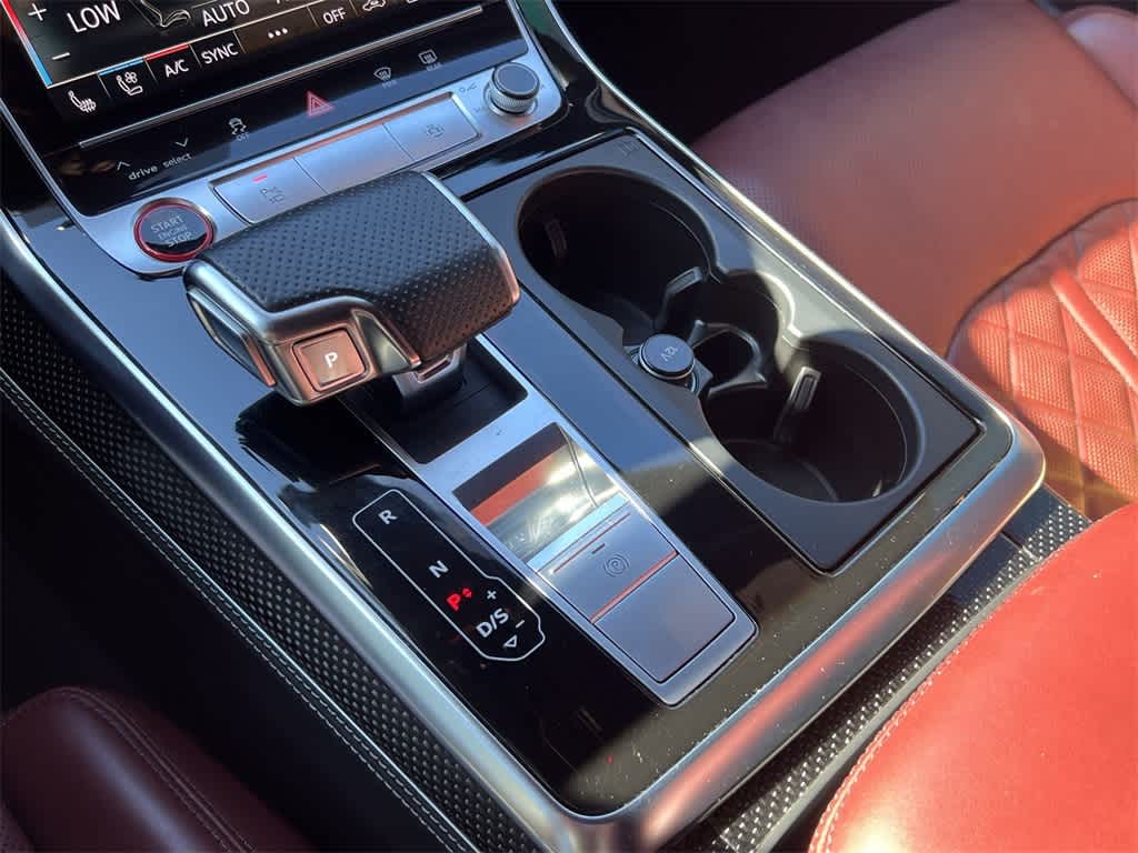 Thumbnail: 2023 Audi SQ8 - 25